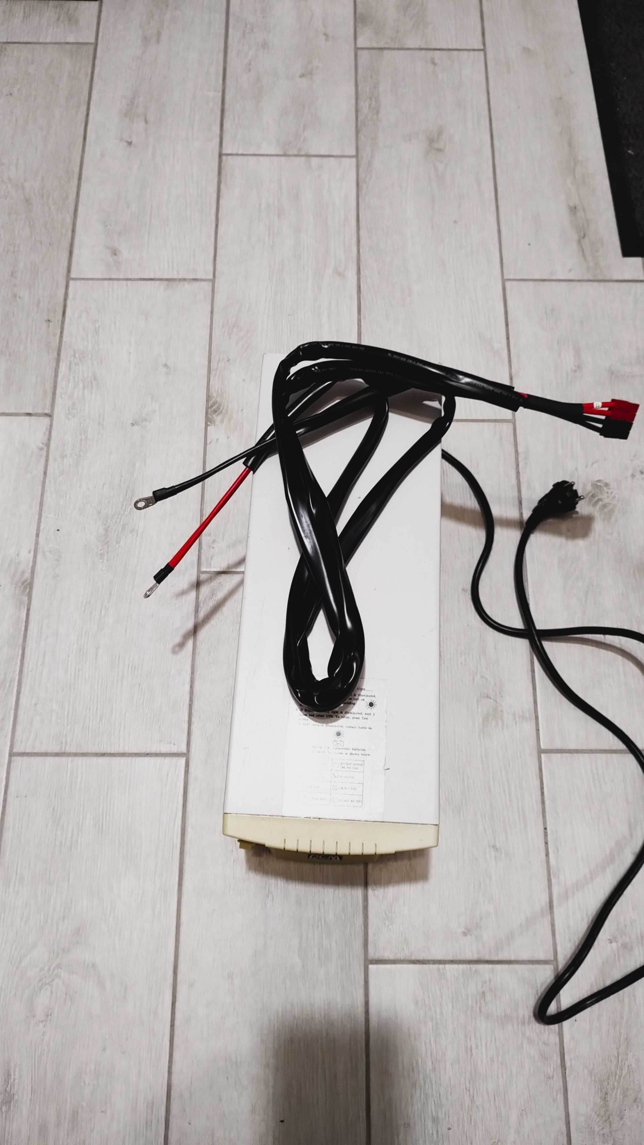 ДБЖ  Powercom SMK-3000A чиста синусоїда