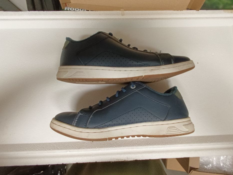 Niebieskie buty firmy O'Neill. Rozmiar 41