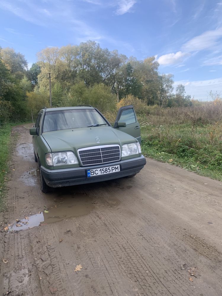 Mercedes-Benz w124