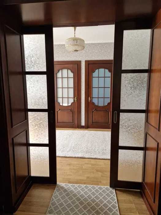 Продам будинок з ремонтом 100м.кв  в смт Глеваха!