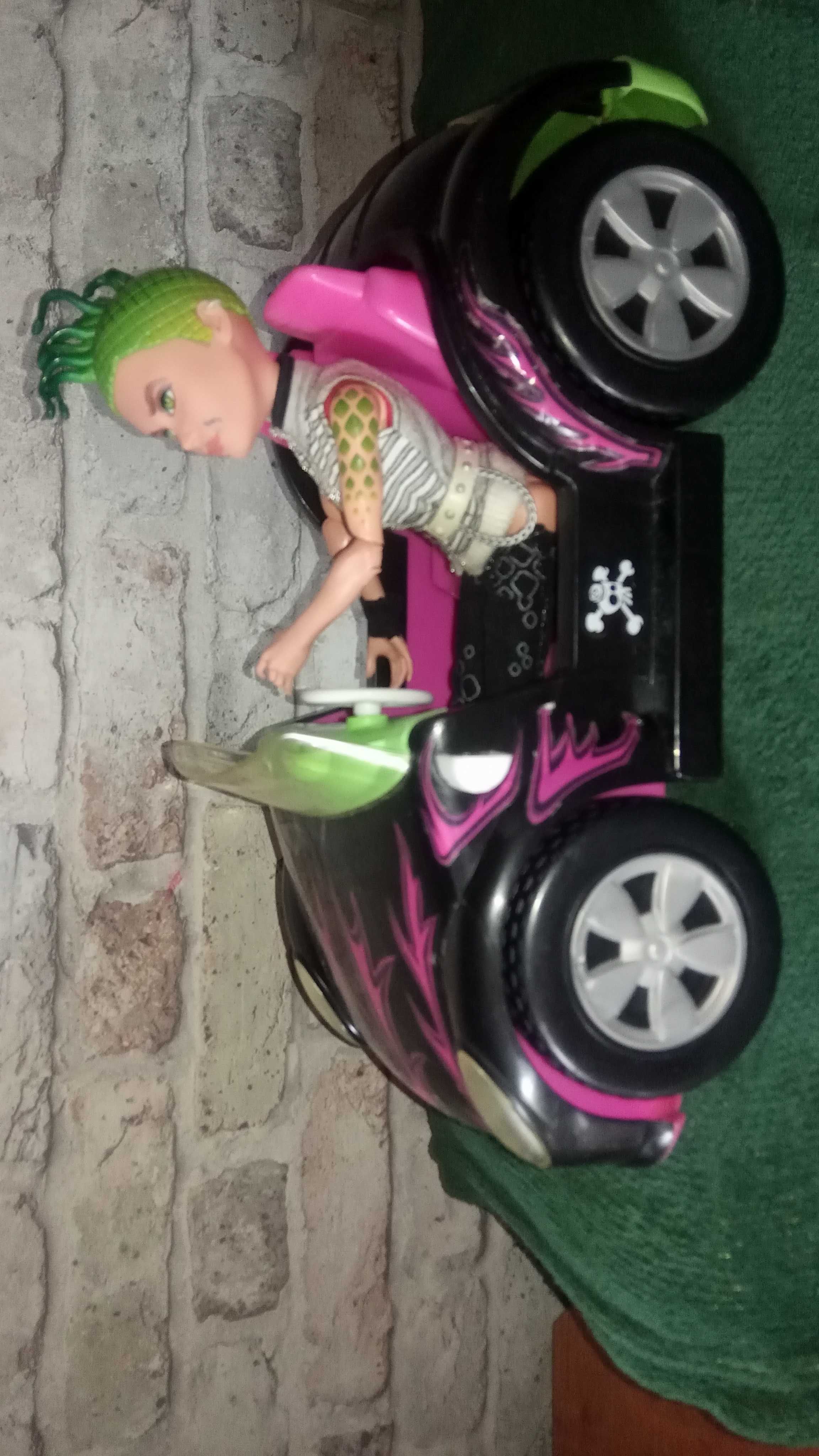 Mattel 2008 rok Gordon Monster high  Gratis duży  samochod