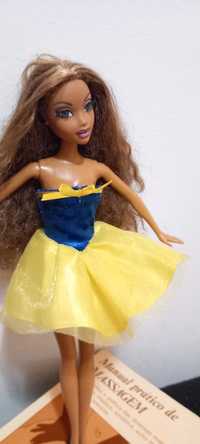 Boneca Barbie linda