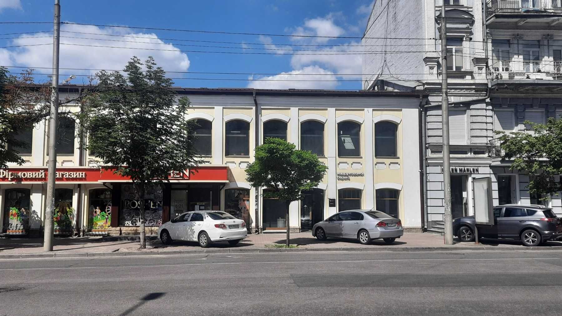 Сдам магазин/офис/шоу рум. Фасад на ул. Антоновича, 50. М. Олимпийская
