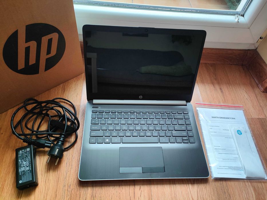 HP 14-CF 4417U SSD 128GB\8GB WIN11 komplet
