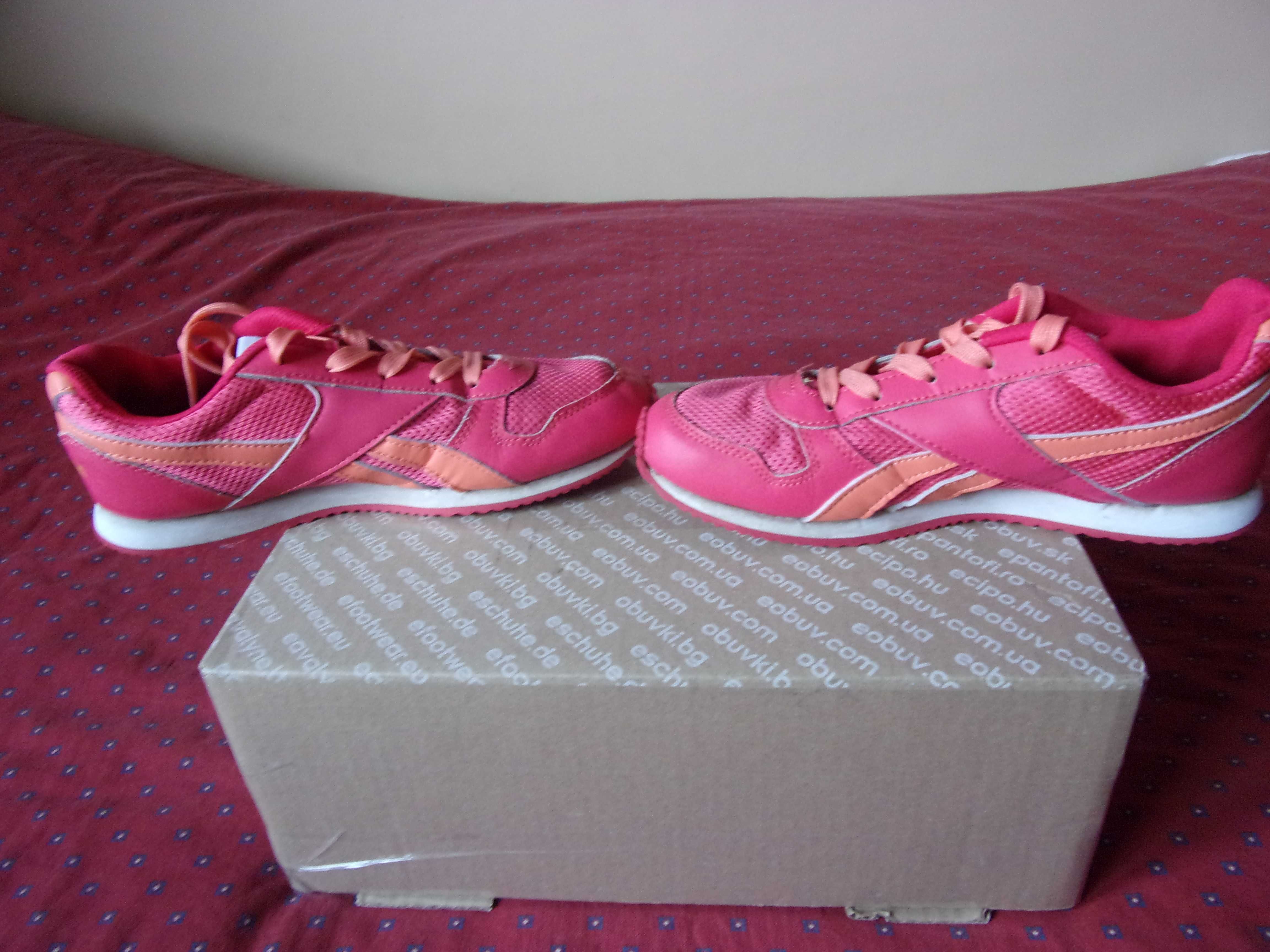 Lekkie sportowe buty damskie Reebok 39