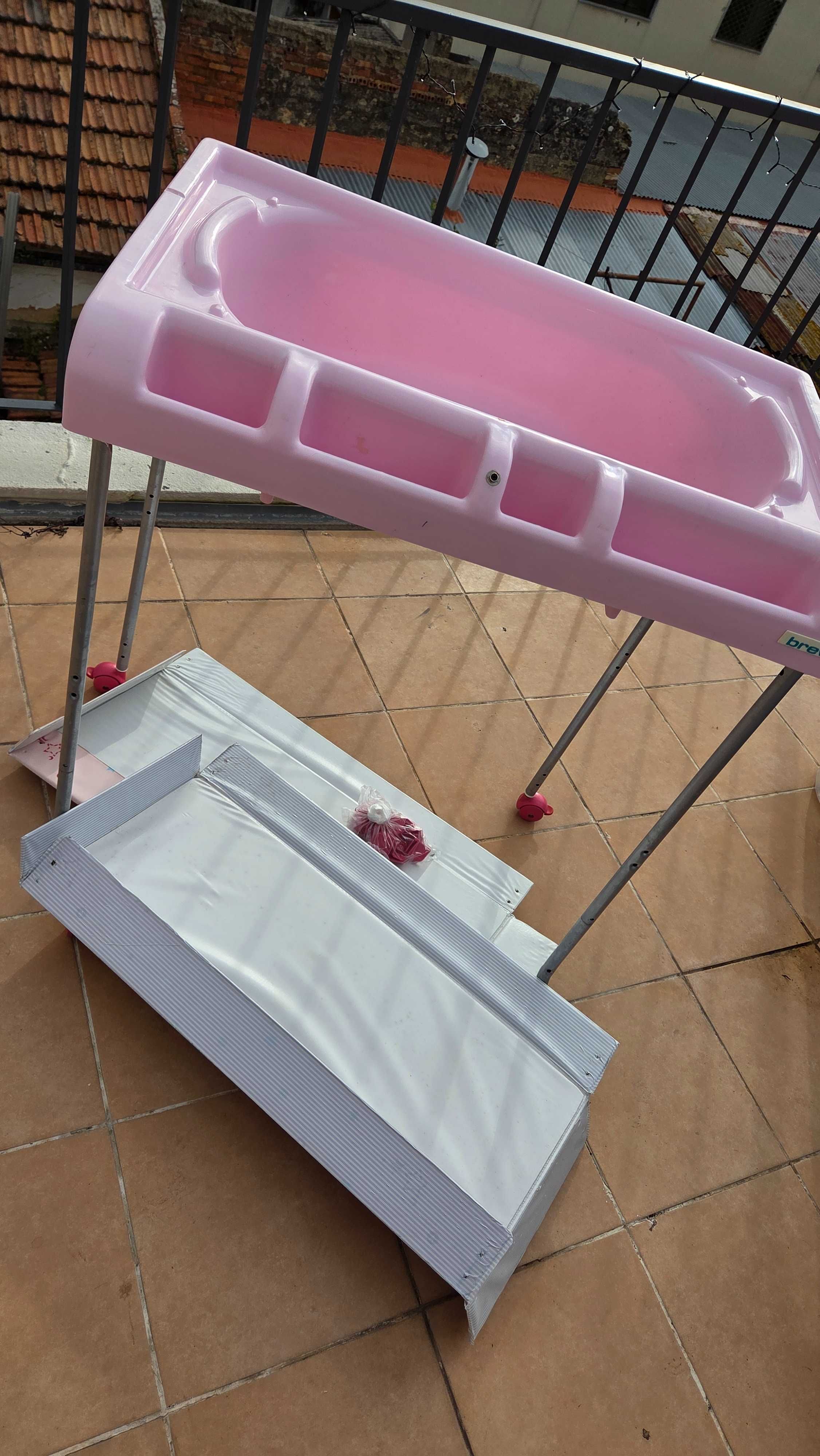 Fraldário bebé rosa