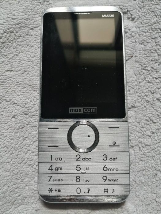 Polish Cellphone maxcom