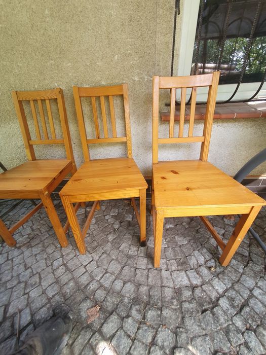 Trzy Krzesła drewniane Ikea