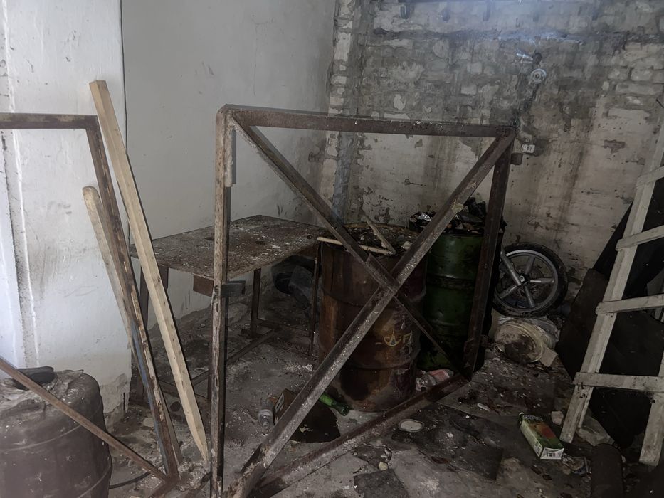 Металический каркас под ворота или будь чего