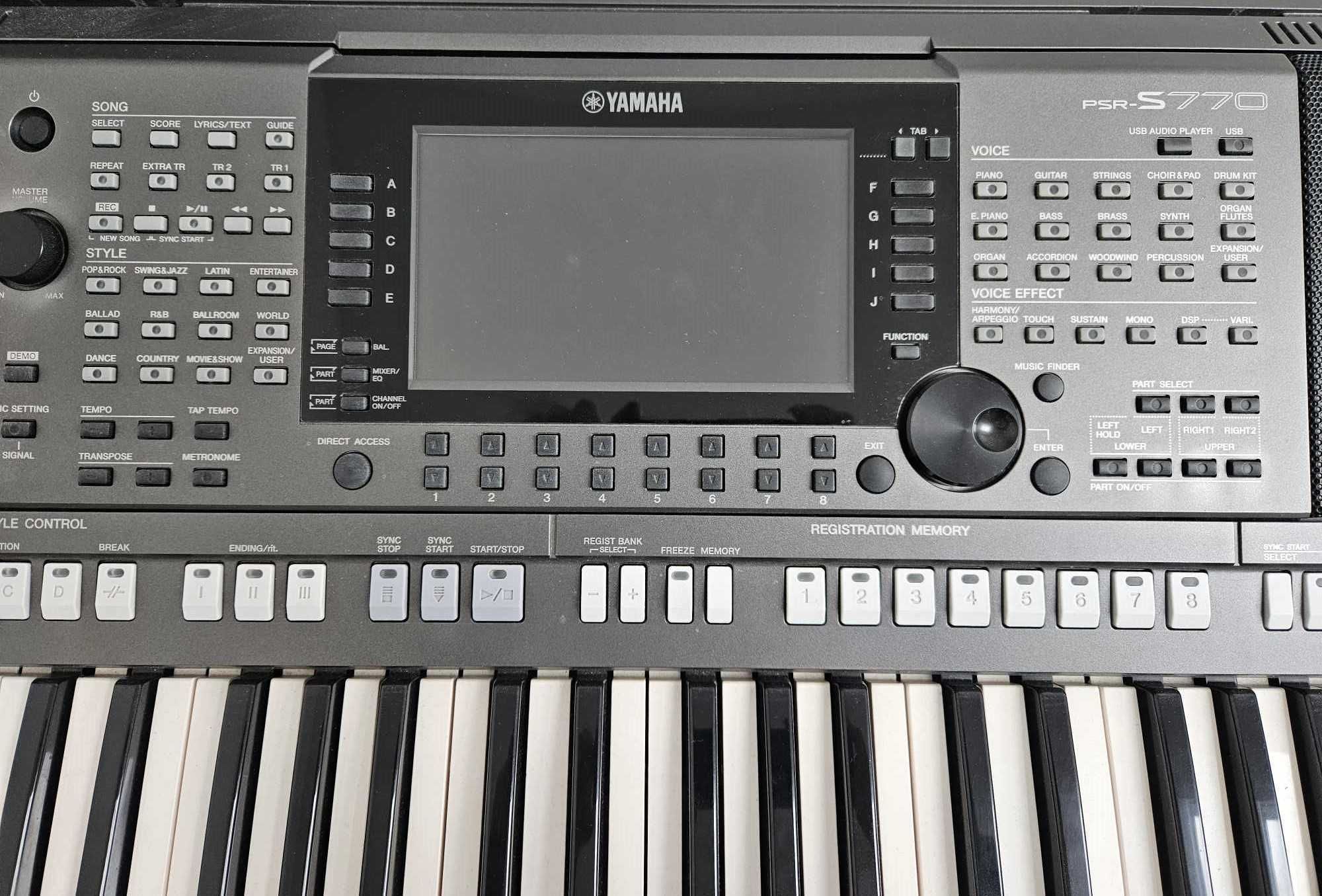 Keyboard Yamaha PSR-S770