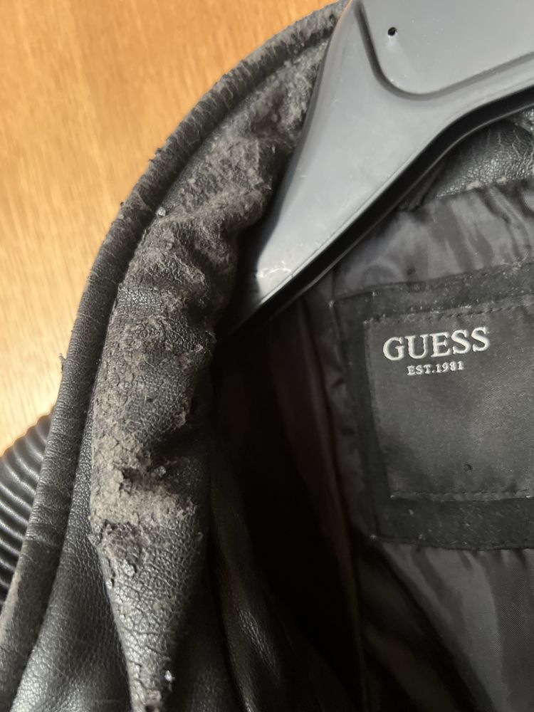 Elegancka kurtka irmy GUESS