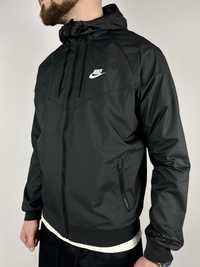 Вітровка  Nike  Windrunner Jacket M оригінал