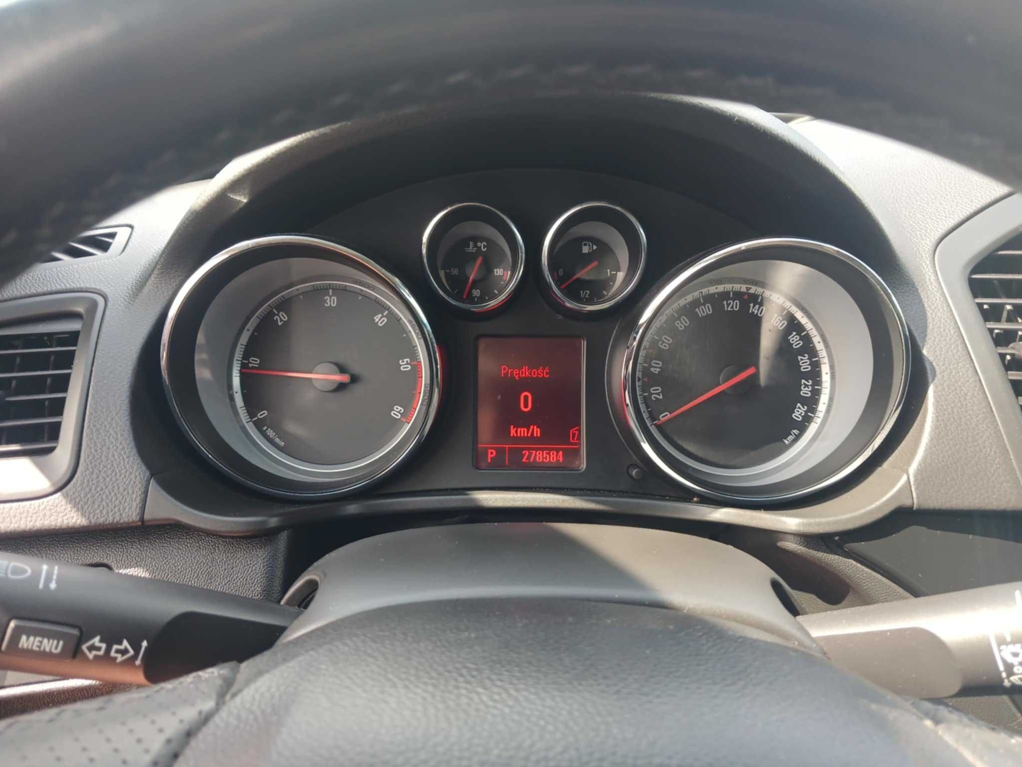 Sprzedam Opla Insignię 2.0 СDTI 278000km Automat