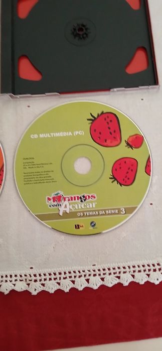 2 Cds Geração Rebelde-Morangos com Açúcar