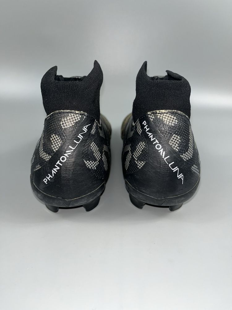 Бутсы Nike Phantom Luna 40 размер (по стельке 25.5 см)