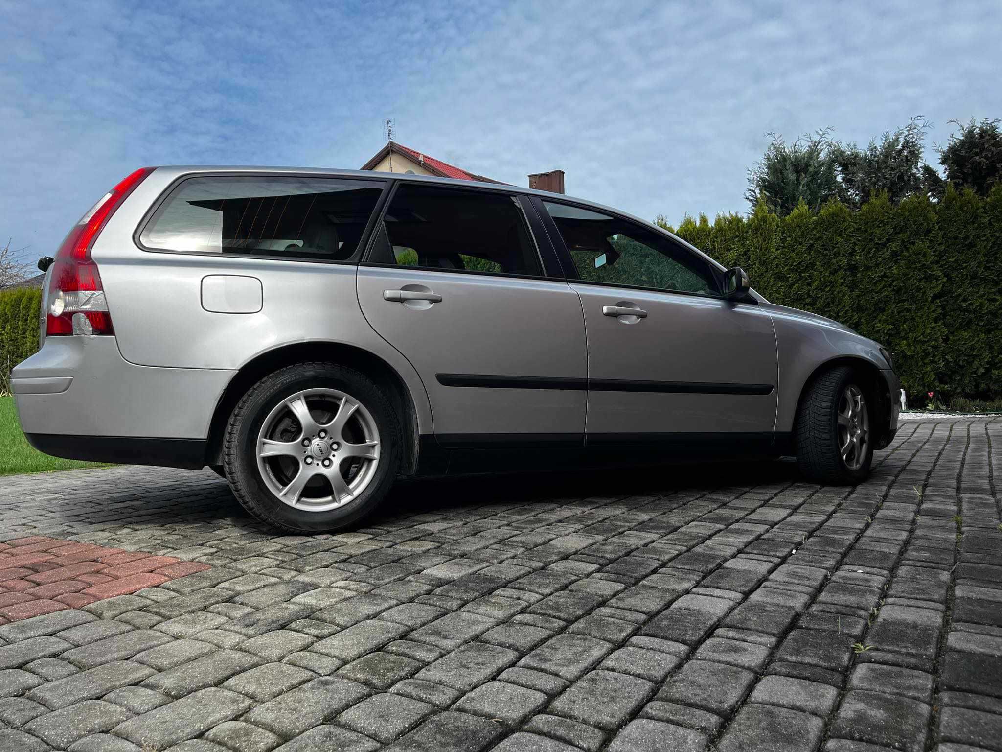 Sprzedam Volvo V50 2004r.