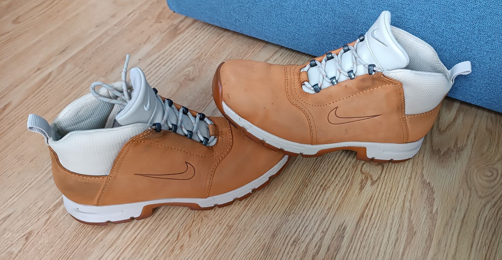Buty męskie sneakersy 44.5cm Nike Manoa Leather