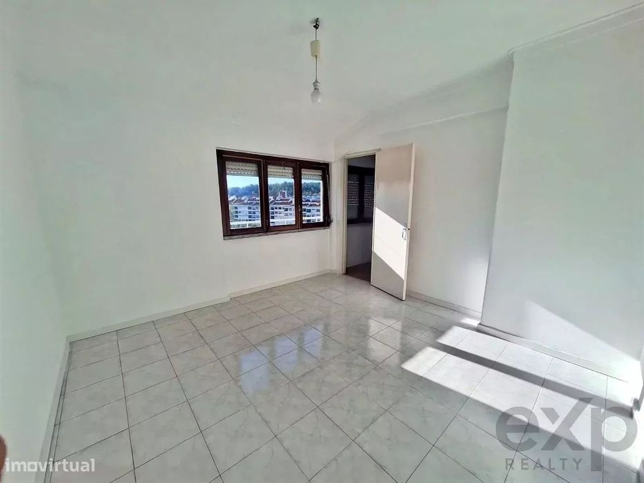 Apartamento T1 em Benfica