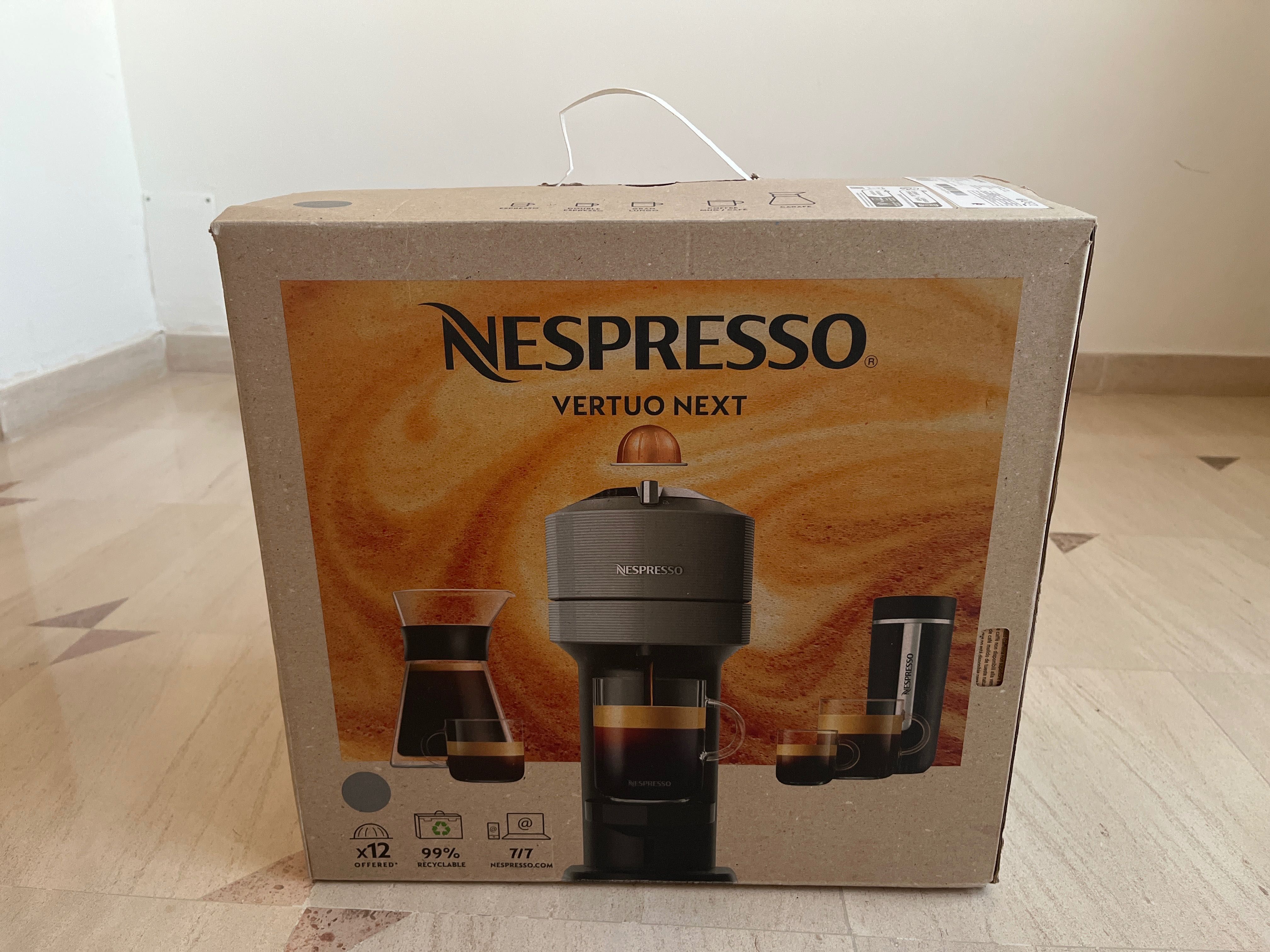 Coffee machine Nespresso GDV1 new