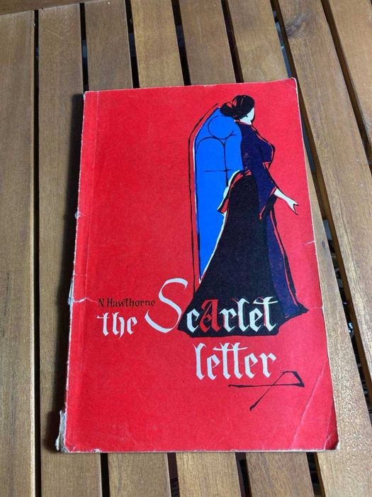 Книга N. Hawthorne - The Scarlet letter