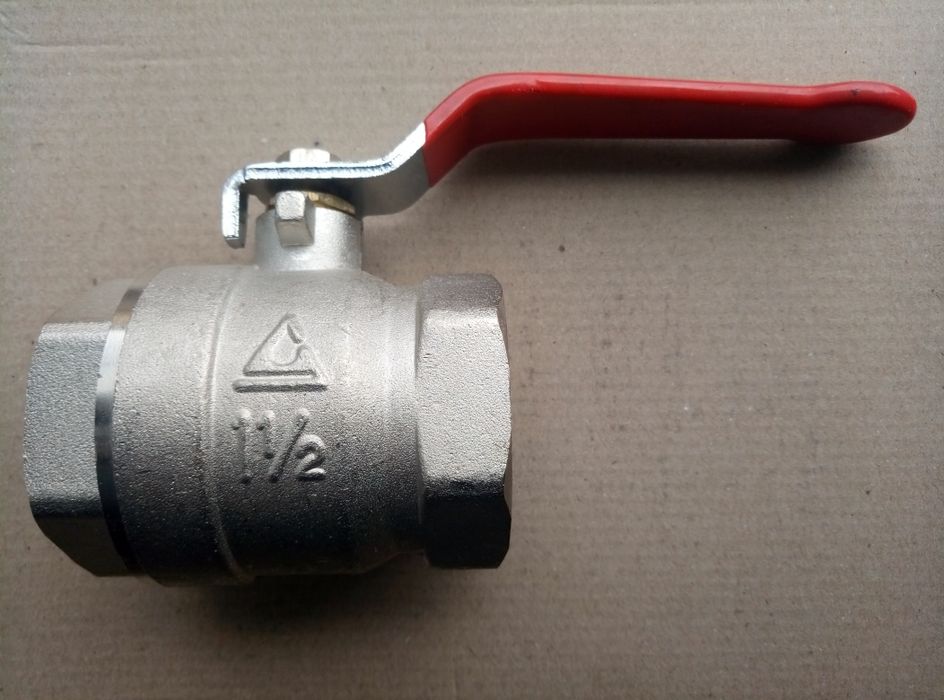 Кран кульковий 1 1/2 дюйма Італія