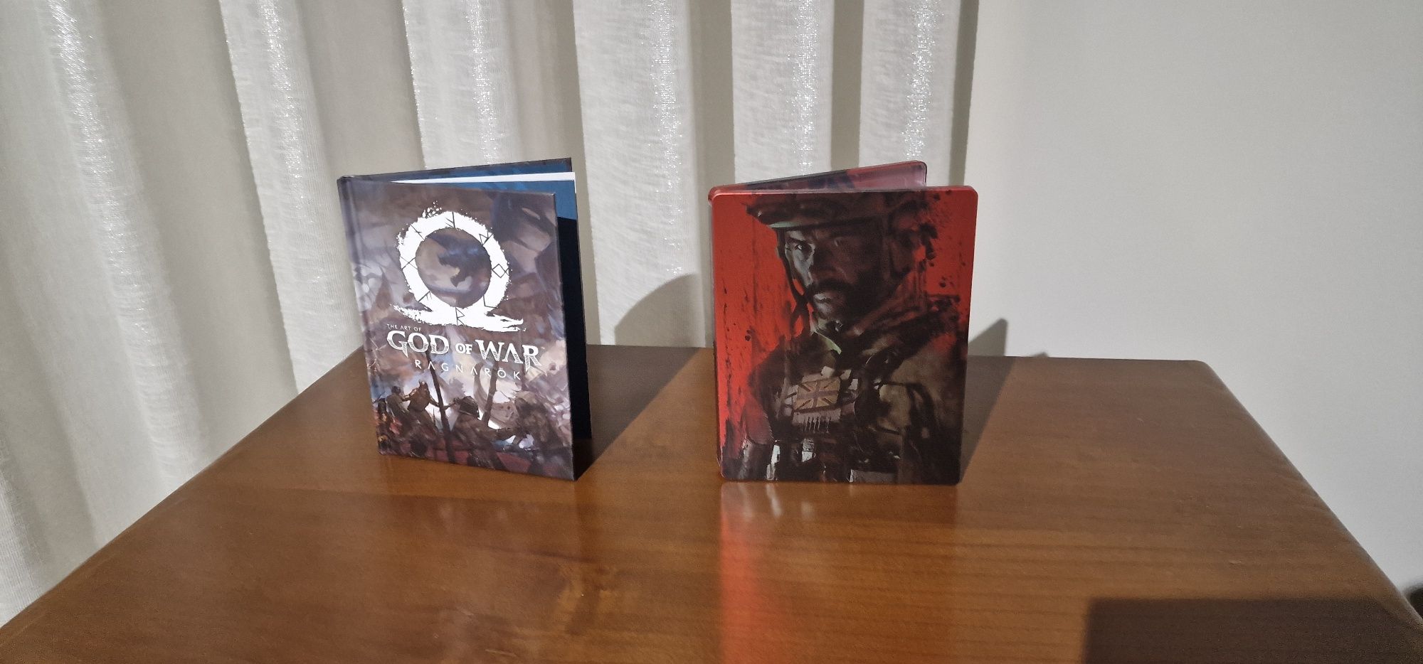 The Last of us 2/Ps4/Ps5 /Artbook God war/Elden Ring/COD moderwarfare