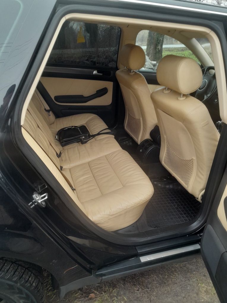 AUDI A6 2004р 2.0бензин