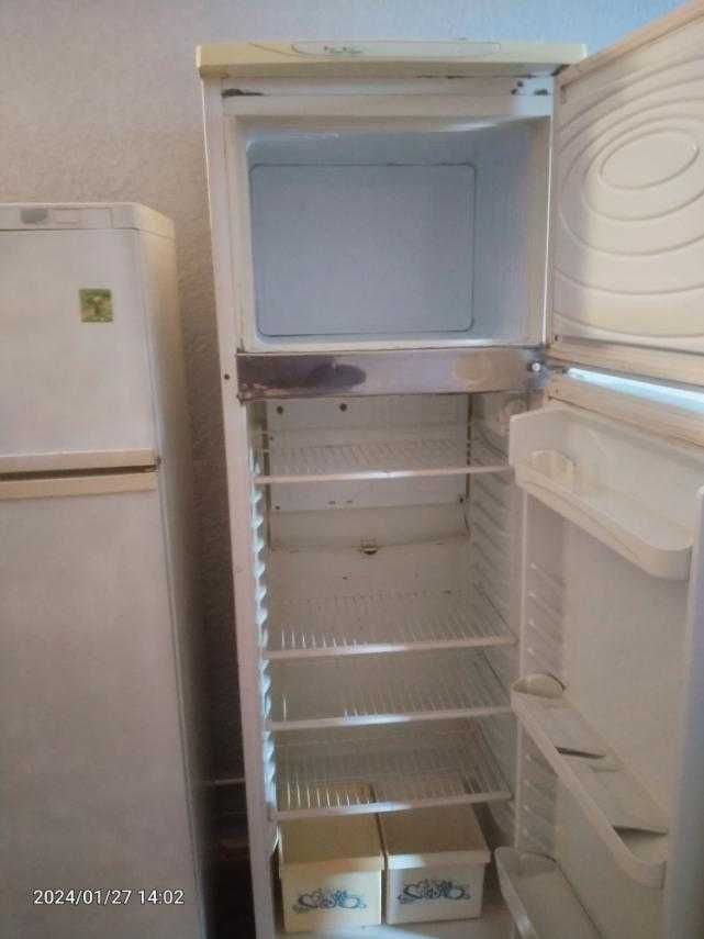 Холодильник 2 шт