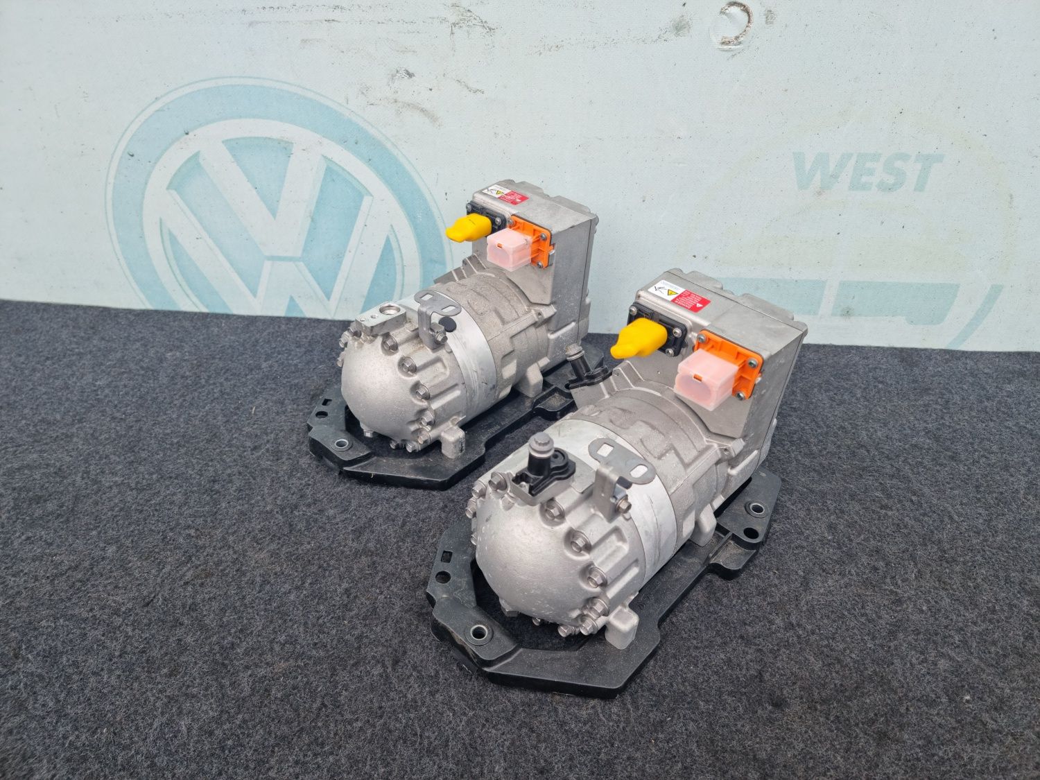 Компресор кондиціонера VW ID3 id.3  ID4 id.4  1ea820808b 1ea816551e