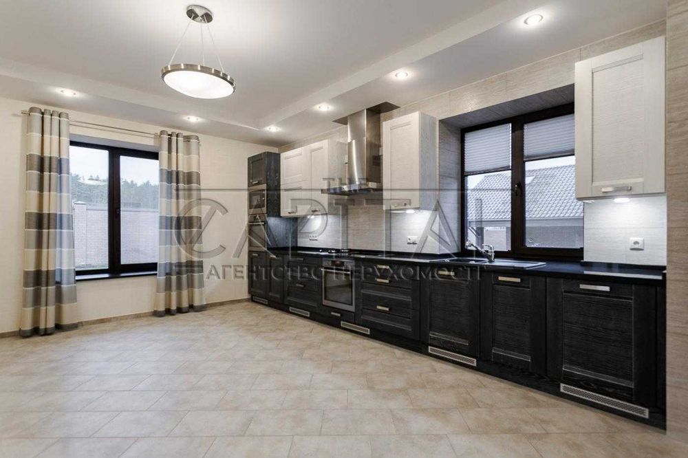 Продаж 2-поверхового будинку 1004 м2, Старі Петрівці, Вишгородський рн