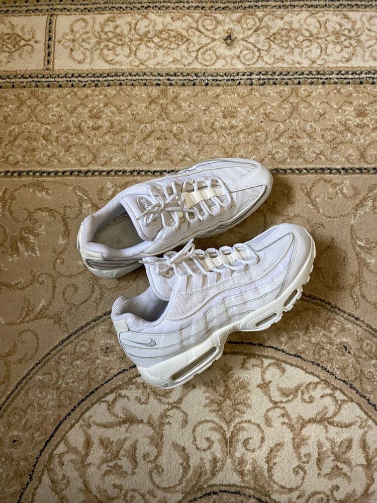 Кроссовки Nike Air Max 95
