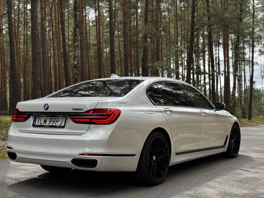 BMW seria 7 G12 750LI