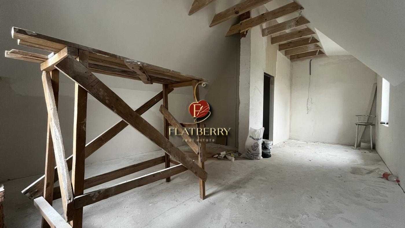 БЕЗ % Продаж таунхауса, м. Вишневе, вул. Дорошенка 12/8