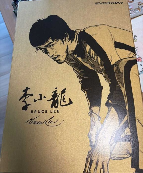 Figura Enterbay Bruce Lee