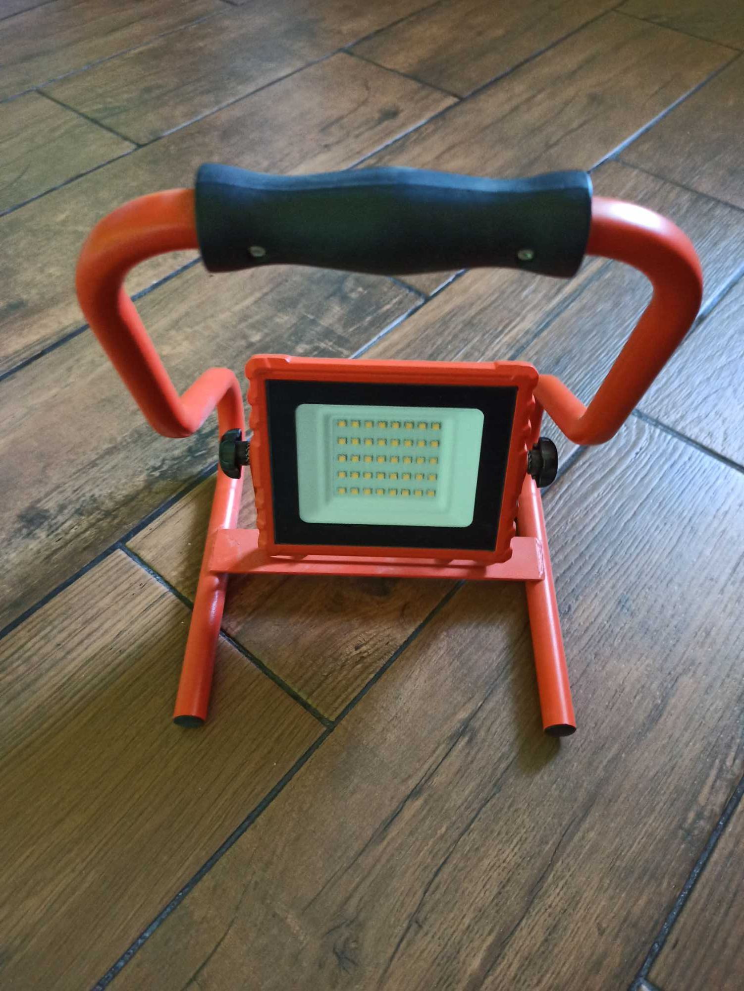 Ledvance - LED WORKLIGHT прожектор строительный аккумуляторный