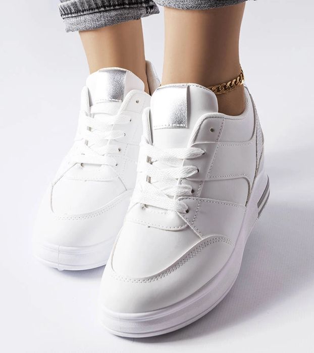 Białe sneakersy na koturnie CinqMars