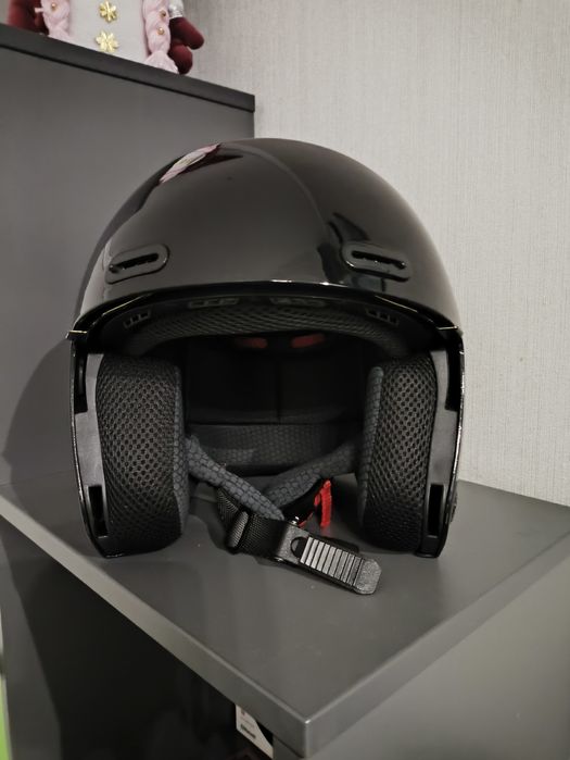 Шлем глянцевый размер M