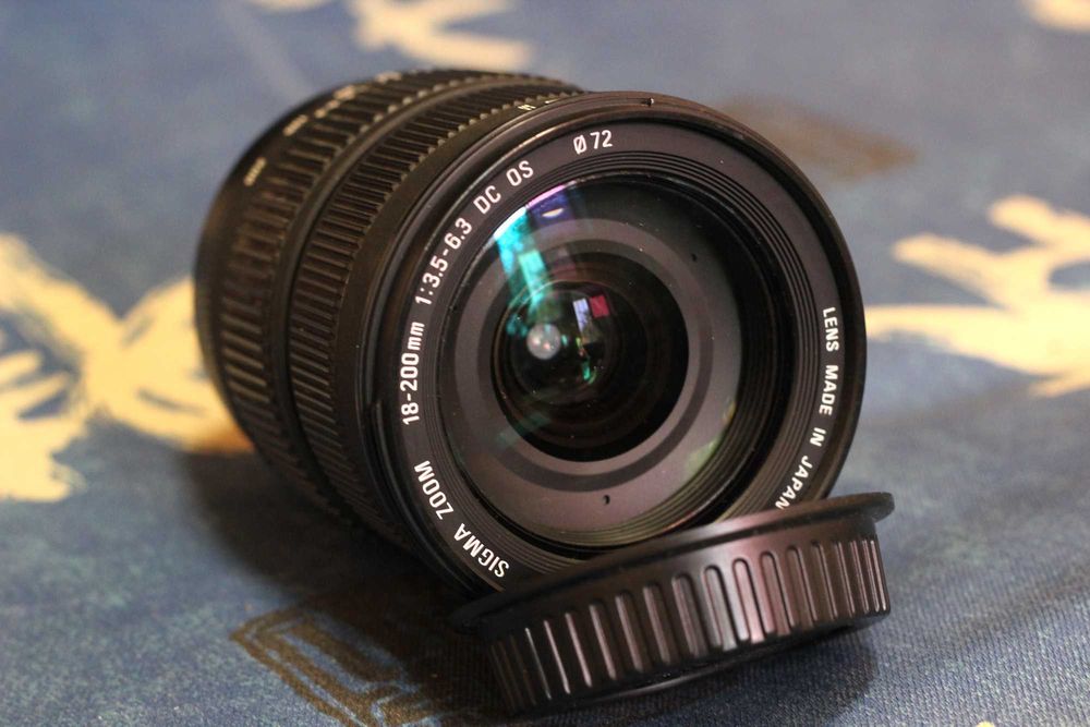 Продам фото объектив сигма 18-200 мм 72 со стабом