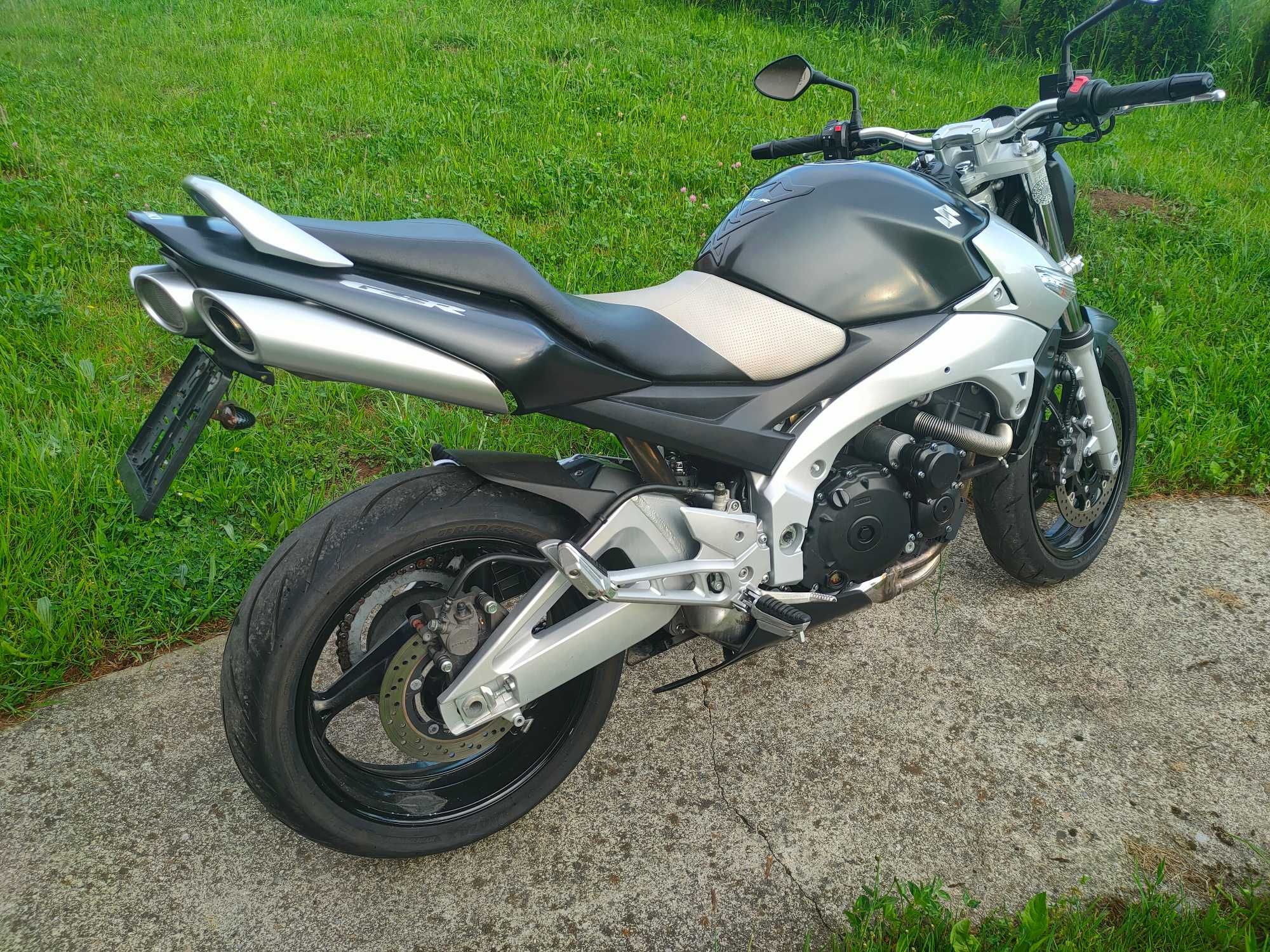 Suzuki GSR 600 98 kM