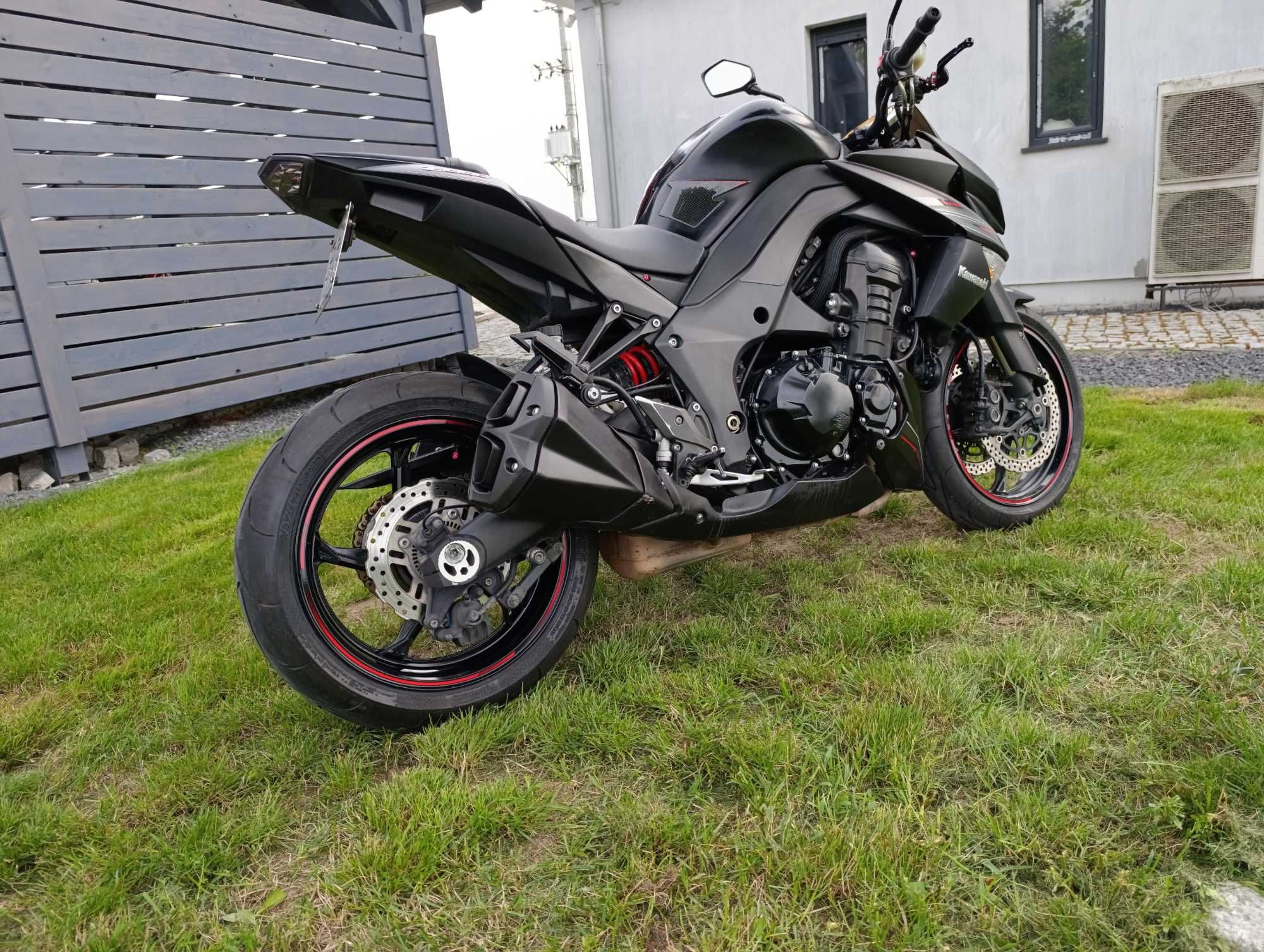 Kawasaki Z1000 z 1000 Black edition