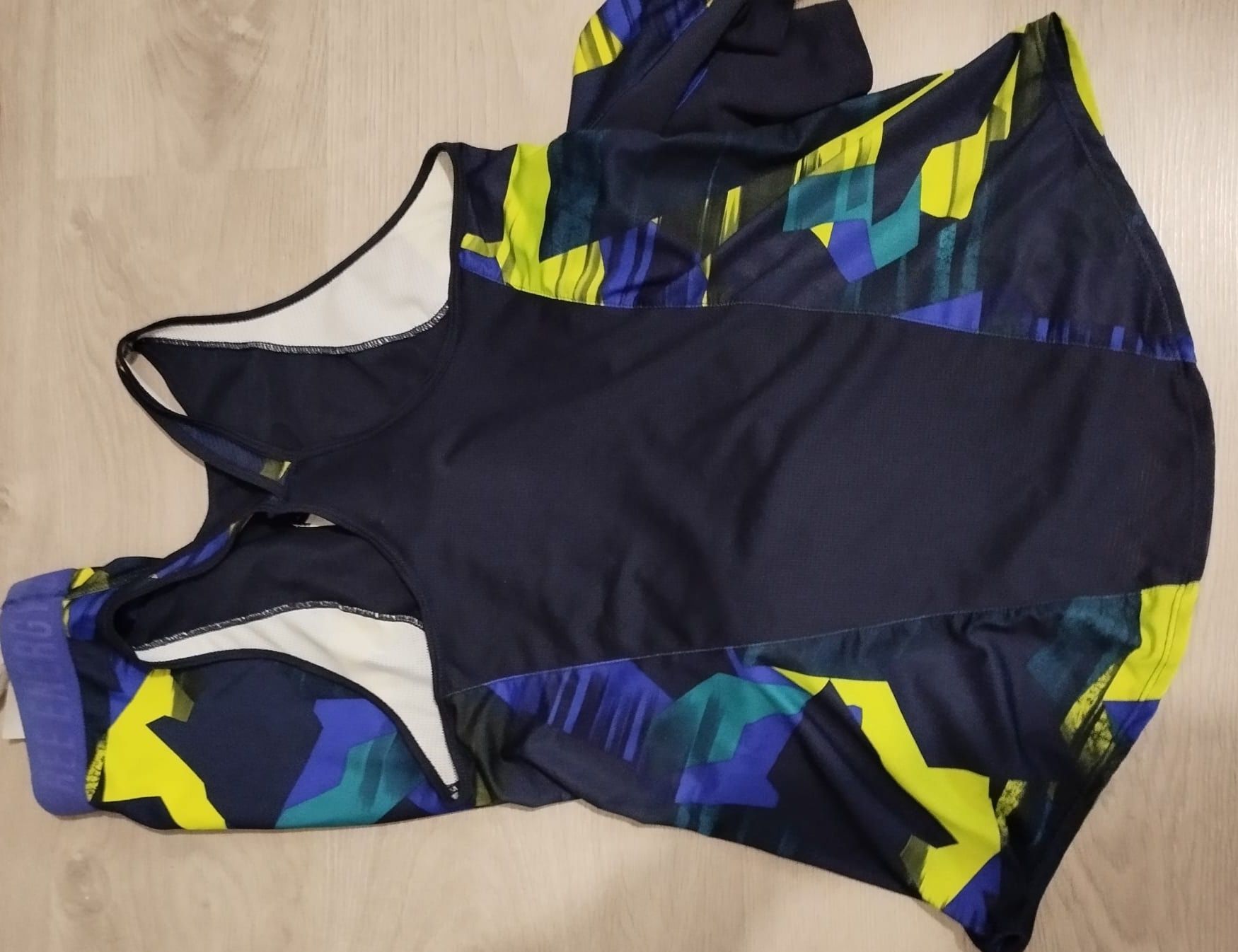 Roupa de ginasio variada tamanho s