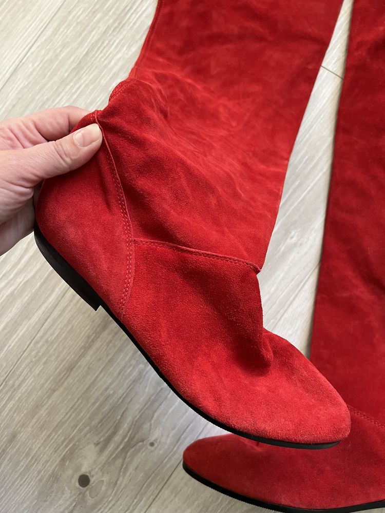 Крутые красные замшевые сапоги ботинки Zara