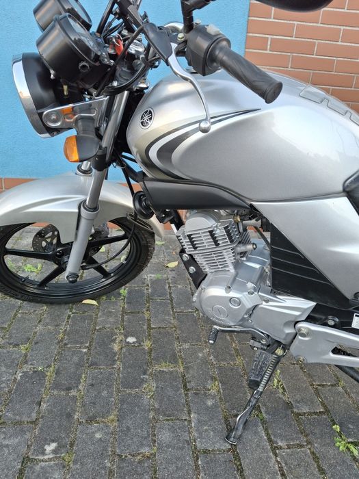 Sprzedam motocykl yamaha ybr