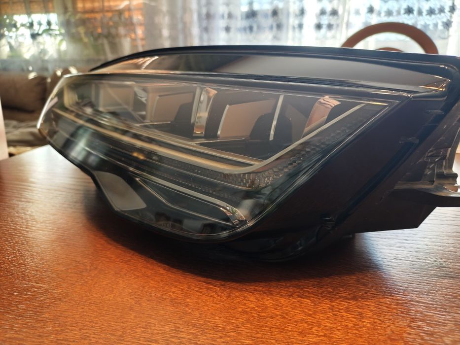 Lampa lewa Audi A7C7 LIFT Full LED sprawna