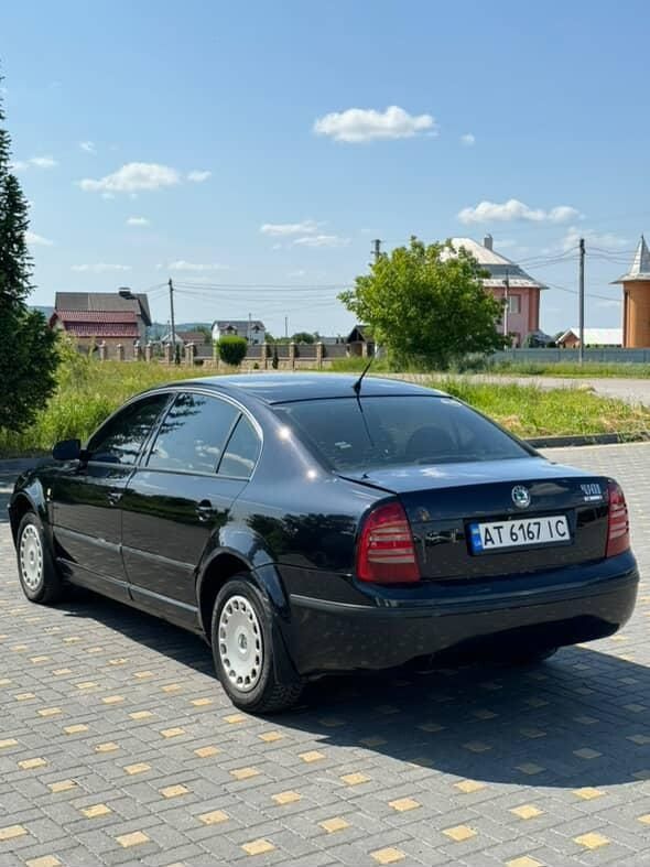 Skoda superb 2004р