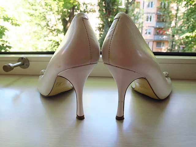 Весільні шкіряні туфлі "Elenka" білі, розмір 39
