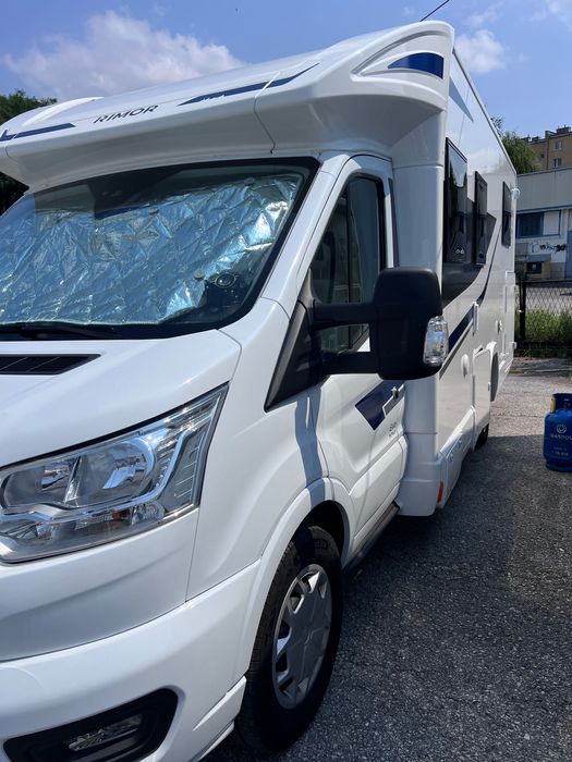 KAMPER z doposażeniem Półintegra 5 osobowy Rimor 95 PLUS Ford 2022