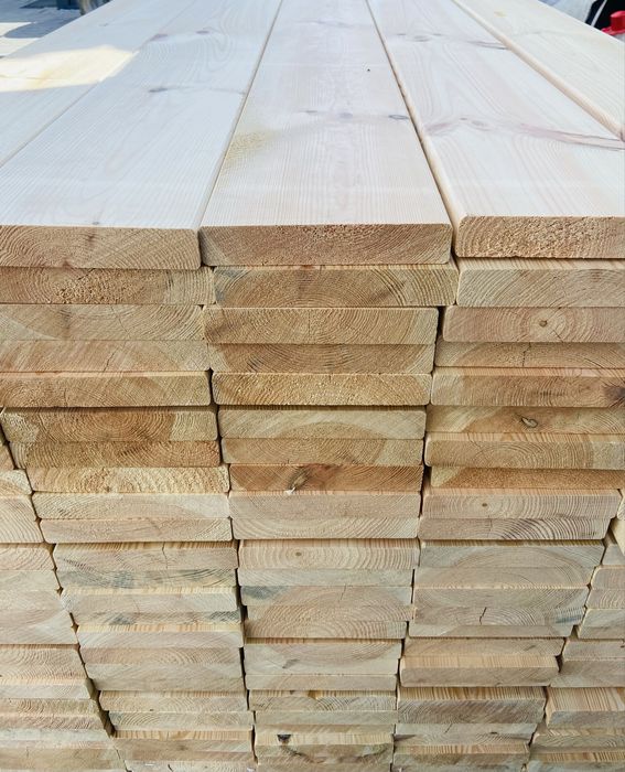 Deska sosnowa 32x180 mm - gładka