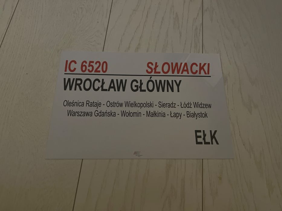 Tablica relacyjna zarezerwowana