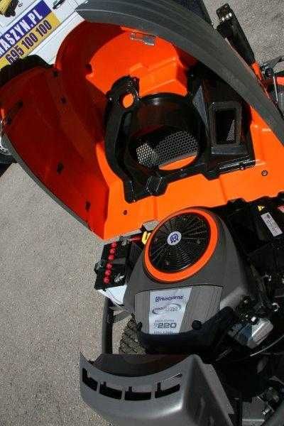 Traktorek kosiarka Husqvarna RIDER PF 422 Ts AWD 4x4 GWARANCJA